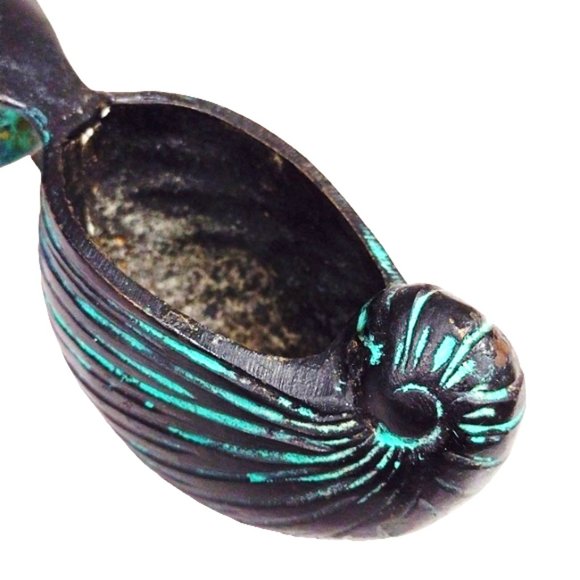 Vintage Whimsical MCM Asian Inspired Bronze Frog Pulling an Upturned Shell 1950s - Picture 6 of 12